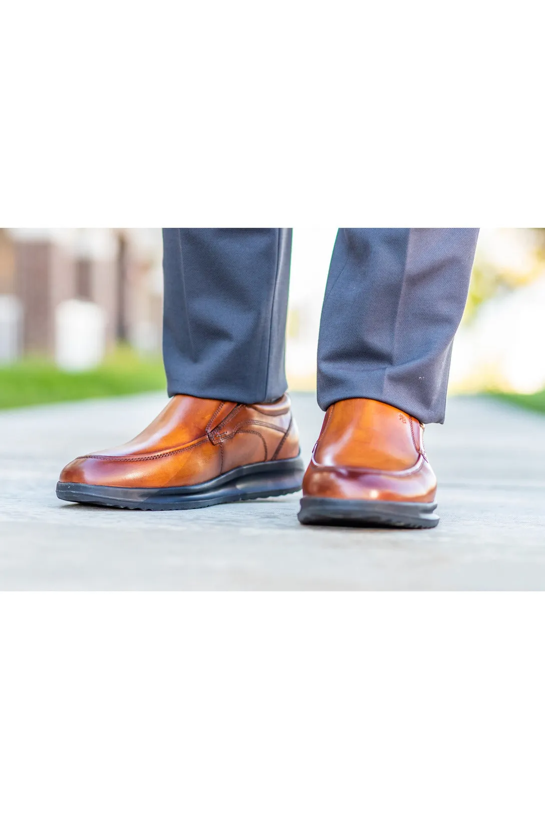 Robbins & Brooks Hinckley Apron Toe Slip-on Tan